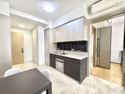 Haus On Handy (D9), Condominium #557805041